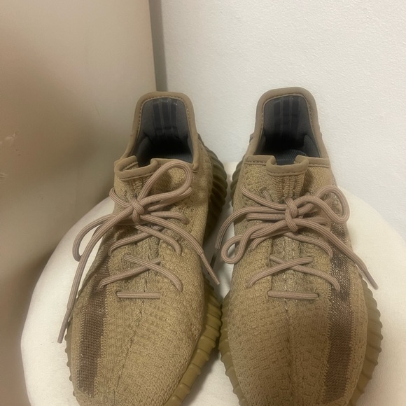Yeezys size 6/12 US - Picture 2 of 9